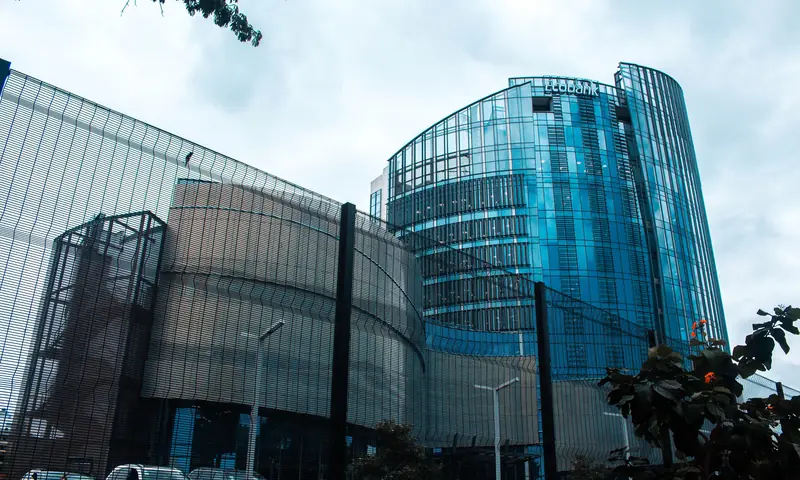 Contemporary glass tower development